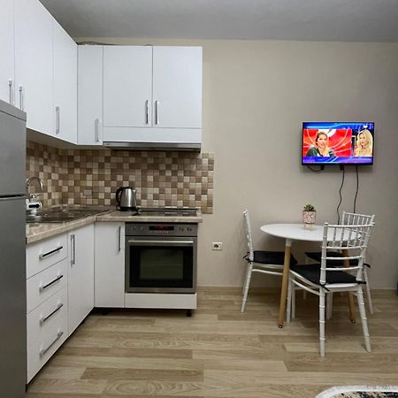 Comfort Apartment City Center 地拉那 外观 照片