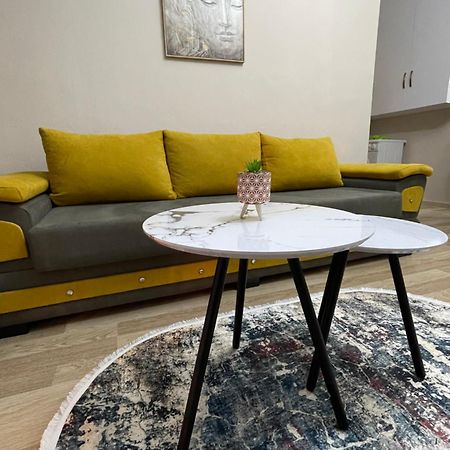 Comfort Apartment City Center 地拉那 外观 照片