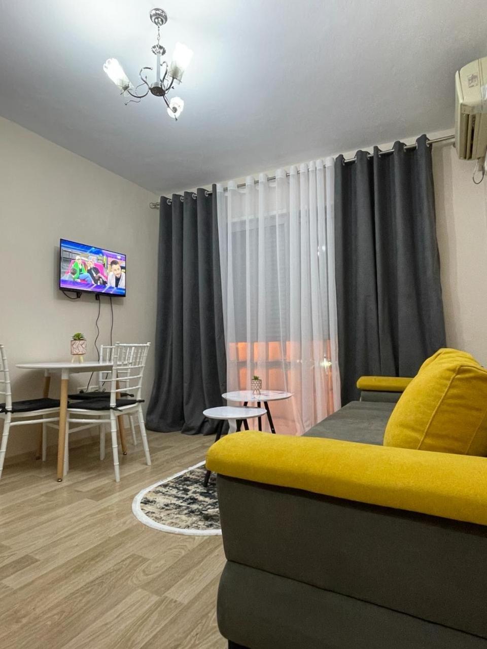 Comfort Apartment City Center 地拉那 外观 照片
