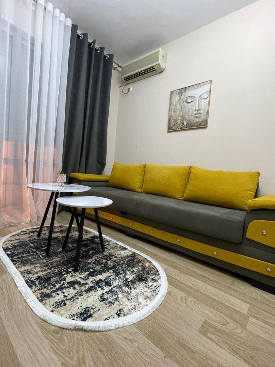 Comfort Apartment City Center 地拉那 外观 照片