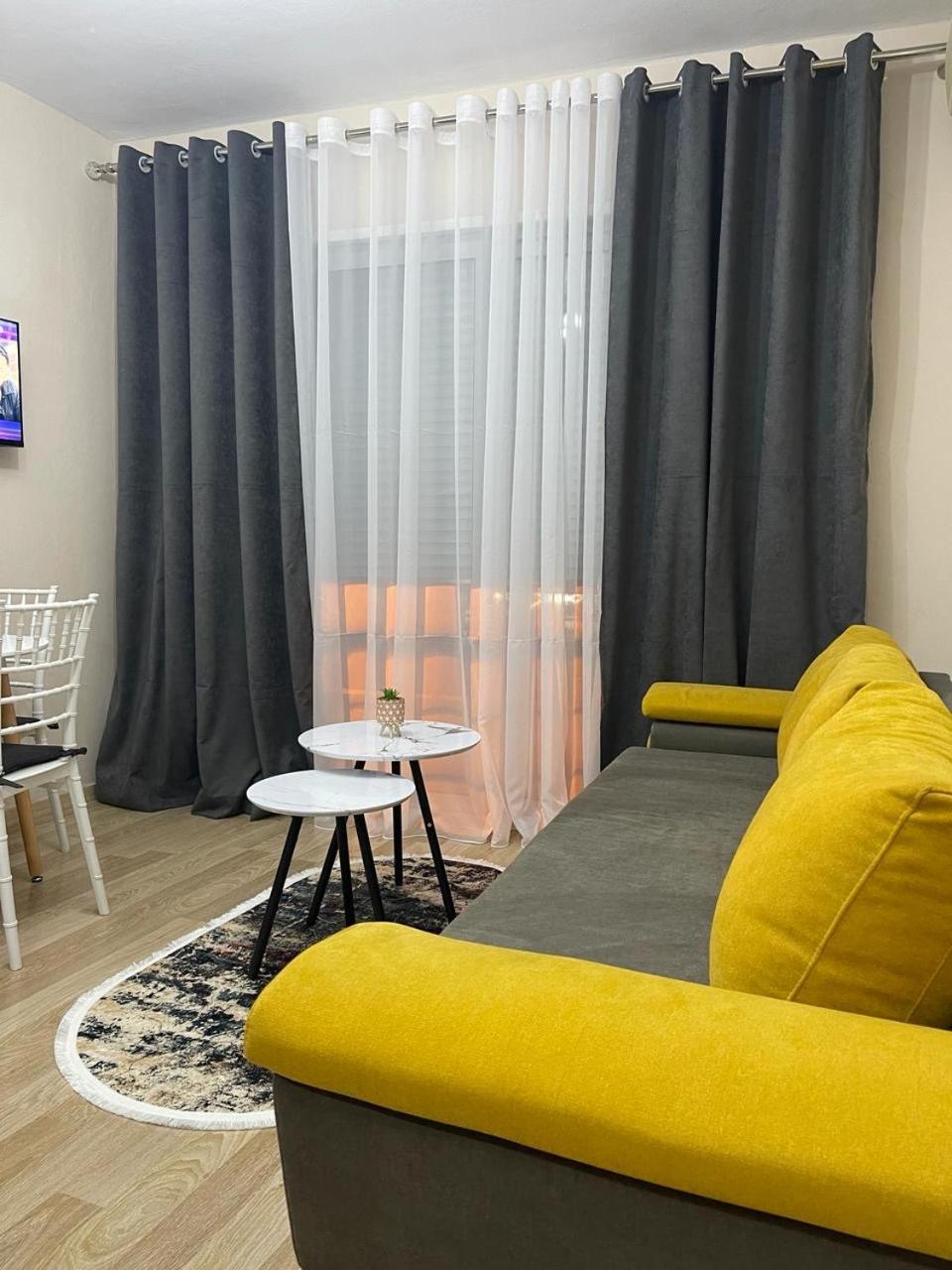 Comfort Apartment City Center 地拉那 外观 照片